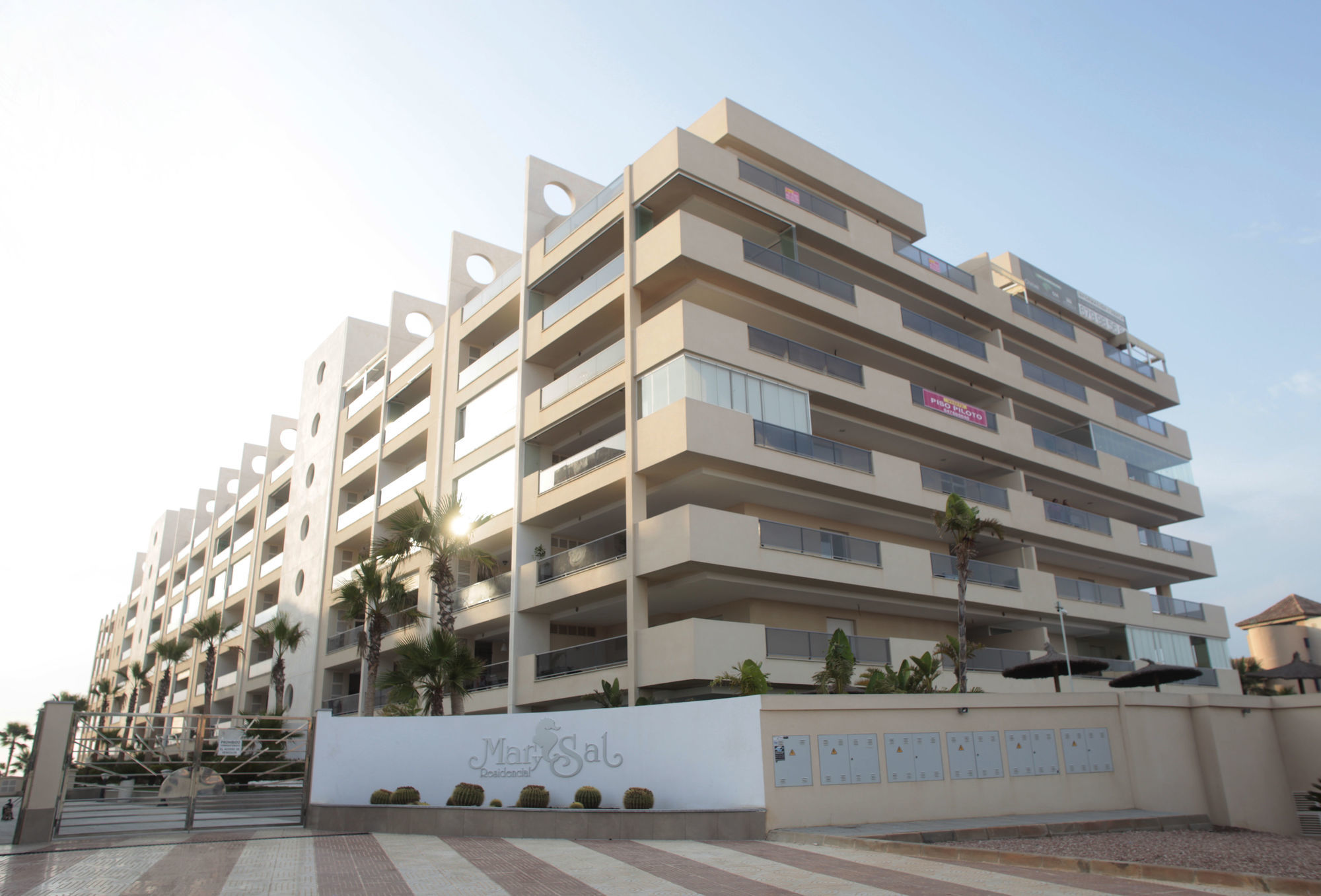 Mar Y Sal Dream Apartments โรเกตัสเดมาร์ ภายนอก รูปภาพ